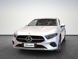 Argento Usata 2023 Mercedes A200 Advanced Plus Tre volumi | 29.970 € (Buon prezzo)