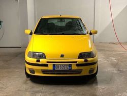 Usata 1999 Fiat Punto Due volumi | 12.000 € (Molto cara)
