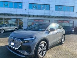 Grigio selce Usata 2024 Audi Q4 e-tron Business SUV | 38.990 € (Super prezzo)