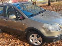 Usata 2006 Fiat Sedici Emotion SUV | 4400 € (Cara)