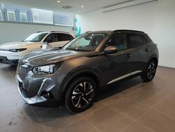 Grigio Usata 2021 Peugeot 2008 Allure SUV | 17.500 € (Buon prezzo)