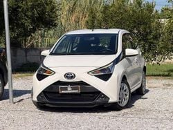 Bianco Usata 2020 Toyota Aygo X-play Due volumi | 11.200 € (Buon prezzo)
