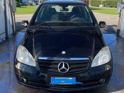 Nero Usata 2010 Mercedes A160 Elegance Monovolume | 3000 € (Buon prezzo)