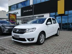 Bianco Usata 2016 Dacia Sandero Lauréate Due volumi | 7600 € (Buon prezzo)