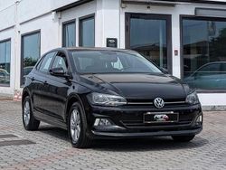 Nero Usata 2019 VW Polo Comfortline Tre volumi | 13.400 € (Buon prezzo)