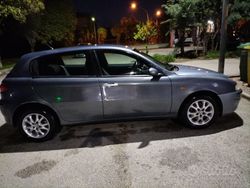 Blu Usata 2004 Alfa Romeo 147 Due volumi | 600 € (Super prezzo)