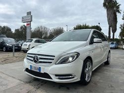 Bianco Usata 2011 Mercedes B180 Premium Monovolume | 6500 € (Buon prezzo)