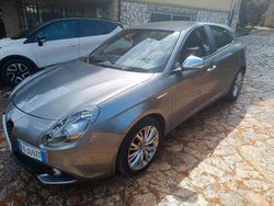 Grigio Usata 2017 Alfa Romeo Giulietta Due volumi | 14.500 € (Cara)