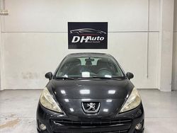 Nero Usata 2006 Peugeot 207 Tre volumi | 1900 € (Buon prezzo)