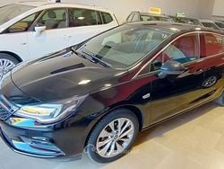 Nero Usata 2019 Opel Astra Tre volumi | 11.400 € (Buon prezzo)