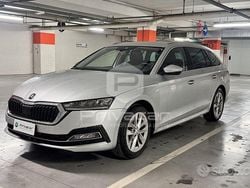Grigio Usata 2024 Skoda Octavia G-TEC Style Station wagon | 25.500 € (Buon prezzo)