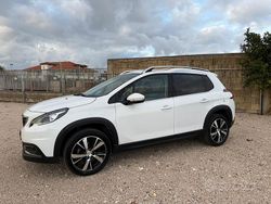 Bianco Usata 2018 Peugeot 2008 SUV | 8999 € (Ottimo prezzo)