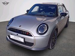 Grigio Usata 2024 Mini Cooper S Favoured Due volumi | 35.699 € (Molto cara)