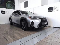 Argento Usata 2023 Lexus UX SUV | 29.300 € (Cara)