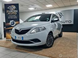 Grigio Usata 2017 Lancia Ypsilon Due volumi | 6999 € (Buon prezzo)