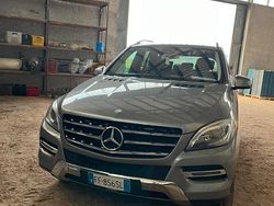 Grigio Usata 2015 Mercedes ML250 SUV | 15.990 €