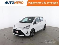 Bianco Usata 2018 Toyota Yaris Lounge Tre volumi | 13.399 € (Buon prezzo)