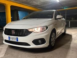 Bianco Usata 2018 Fiat Tipo Business Tre volumi | 6800 € (Buon prezzo)