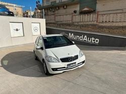 Bianco Usata 2011 Mercedes A160 Avantgarde Tre volumi | 4900 € (Buon prezzo)