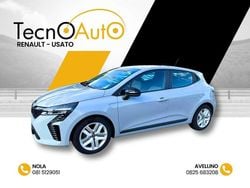 Grigio aviation Usata 2024 Renault Clio V Evolution Tre volumi | 16.000 € (Buon prezzo)