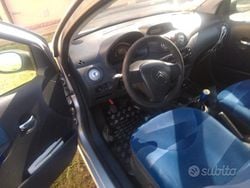 Grigio Usata 2004 Citroën C2 Due volumi | 1000 € (Ottimo prezzo)