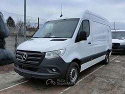 Bianco Nuova 2025 Mercedes Sprinter Furgone | 40.800 € (Buon prezzo)