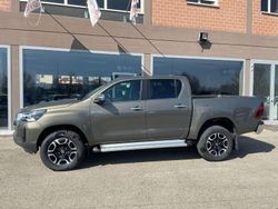 Antracite Usata 2024 Toyota HiLux Executive Pick-up | 39.900 € (Super prezzo)