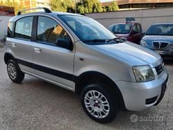 Grigio Usata 2009 Fiat Panda 4x4 Due volumi | 5799 € (Buon prezzo)