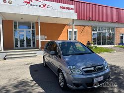 Grigio Usata 2009 Opel Meriva Club Monovolume | 3500 € (Cara)