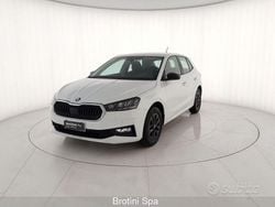 Bianco Nuova 2025 Skoda Fabia Tre volumi | 17.750 € (Buon prezzo)