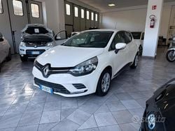 Beige Usata 2017 Renault Clio IV Life Tre volumi | 10.300 € (Buon prezzo)