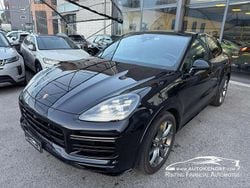 Nero Usata 2019 Porsche Cayenne Turbo SUV | 69.900 € (Ottimo prezzo)