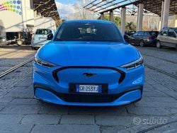 Azzurro Usata 2023 Ford Mustang Mach-E Premium SUV | 33.000 €
