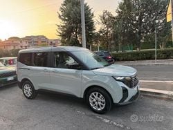 Grigio Usata 2024 Ford Tourneo Courier Titanium Monovolume | 18.500 € (Ottimo prezzo)