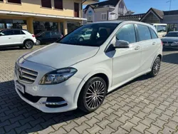 Bianco metallizzato Usata 2014 Mercedes B200 Executive Monovolume | 9800 € (Buon prezzo)
