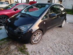 Usata 2008 Mitsubishi Colt Tre volumi | 3000 € (Cara)