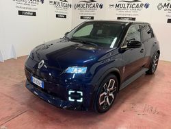 Blu Usata 2024 Renault 5 E-Tech Iconic Tre volumi | 28.900 € (Buon prezzo)