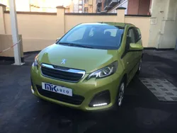 Verde Usata 2018 Peugeot 108 Active Due volumi | 8600 € (Buon prezzo)