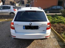 Bianco Usata 2017 Skoda Octavia G-TEC Ambition Station wagon | 9500 € (Buon prezzo)
