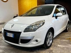 Bianco Usata 2011 Renault Scénic III Dynamique Monovolume | 3500 € (Buon prezzo)