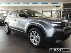 Grigio(met.) Usata 2024 Jeep Avenger Summit SUV | 22.500 € (Buon prezzo)
