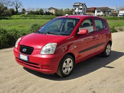Rosso Usata 2006 Kia Picanto LX Due volumi | 2200 € (Cara)