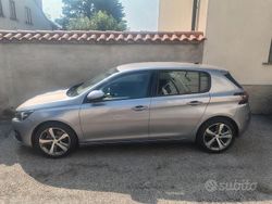Grigio Usata 2018 Peugeot 308 Allure Tre volumi | 13.000 € (Cara)