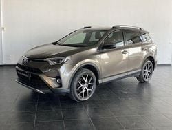 Rosso Usata 2016 Toyota RAV4 Hybrid Style SUV | 18.300 € (Molto cara)
