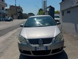 Grigio Usata 2008 VW Polo Sportline Tre volumi | 3900 € (Buon prezzo)