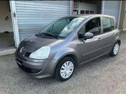 Other Usata 2011 Renault Modus Dynamique Monovolume | 3990 € (Buon prezzo)