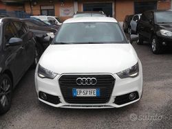 Bianco Usata 2012 Audi A1 Ambition Tre volumi | 7500 € (Ottimo prezzo)