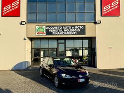 Nero Usata 2018 VW Golf Trendline Tre volumi | 10.500 € (Buon prezzo)