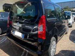 Nero(met.) Usata 2011 Citroën Berlingo XTR Monovolume | 5400 € (Ottimo prezzo)