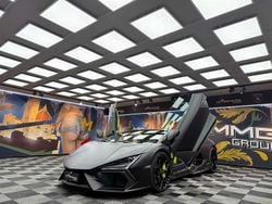 Nero Nuova 2025 Lamborghini Revuelto Coupé | 749.999 €